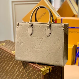 OnTheGo MM Monogram Empreinte Leather