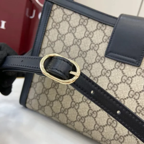 Padlock Medium Top Handle Bag - Image 9