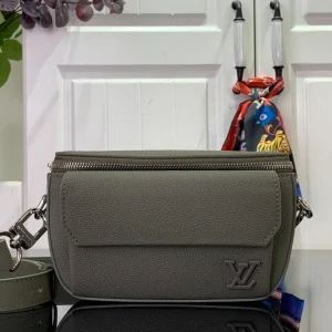 Pilot Wearable Wallet LV Aerogram Bags