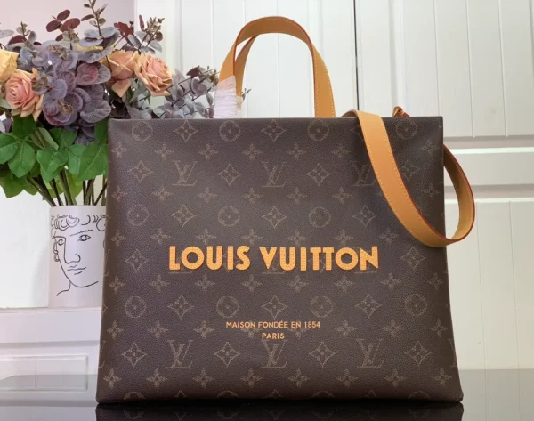 Shopper Tote MM Autres Cuirs Monogram Men Bags