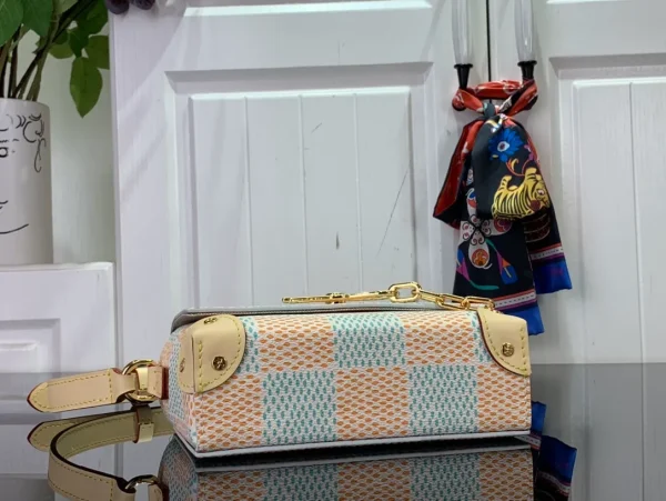 Steamer Wearable Wallet Damier - Image 7