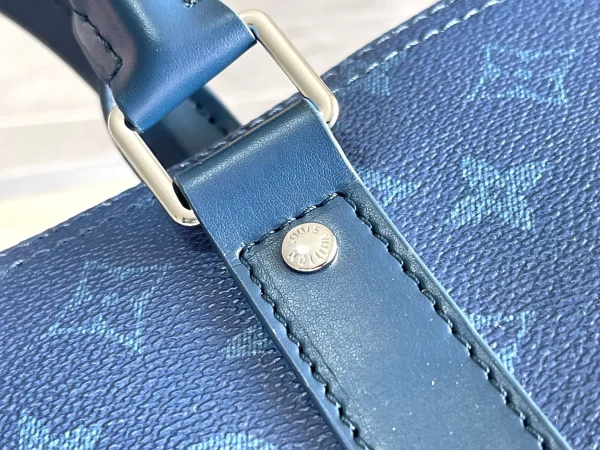 Travel Bags Collection for Men - Image 9