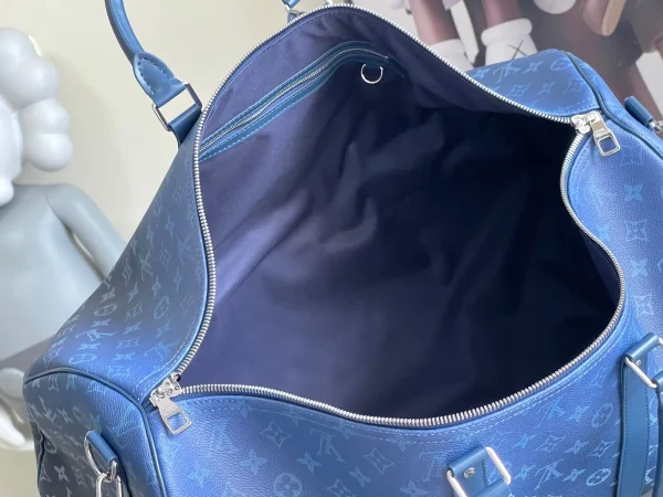 Travel Bags Collection for Men - Image 10