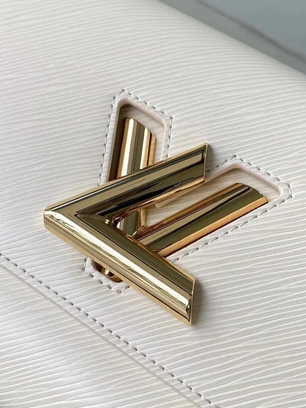 Twist MM Epi Leather - Image 7