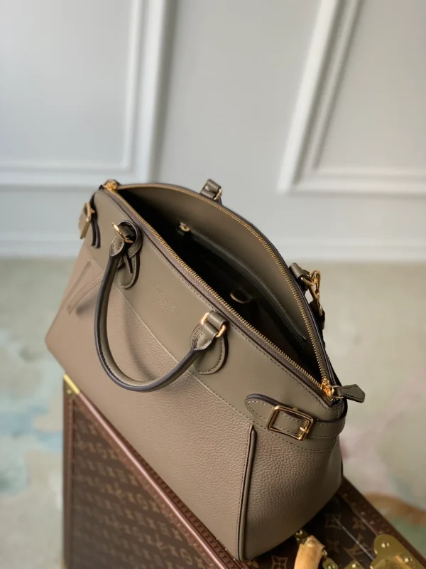Vendôme MM High End Leathers Handbags - Image 5