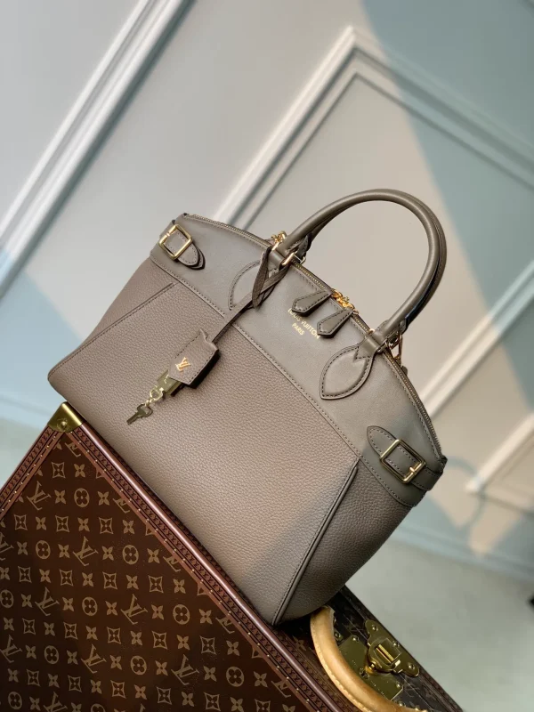Vendôme MM High End Leathers Handbags - Image 10