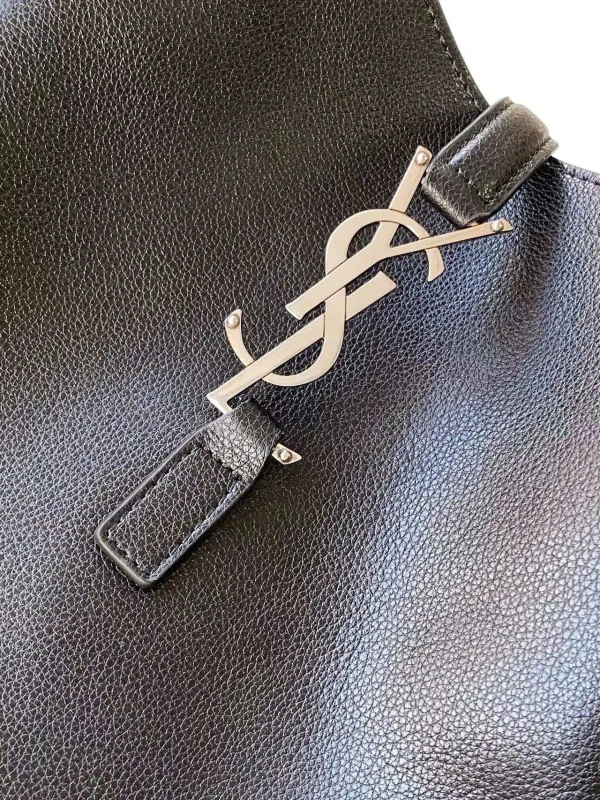 Bags for woman by Saint Laurent - Image 7