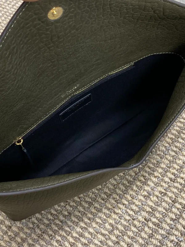 CASSANDRE large envelope pouch in lambskin - Image 2