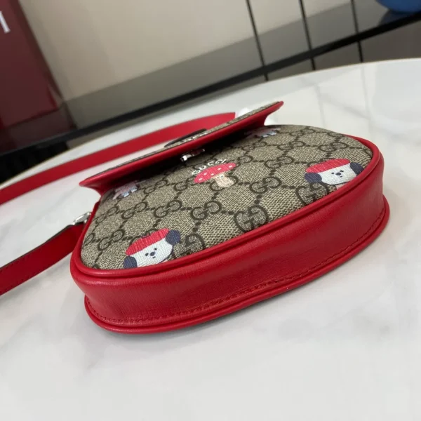 Children's printed GG bucket bag - Image 5