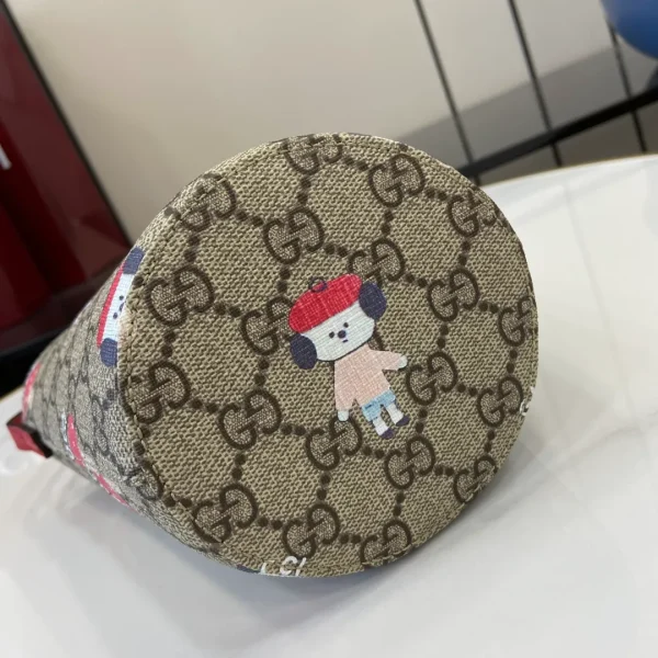 Children's printed GG bucket bag - Image 5