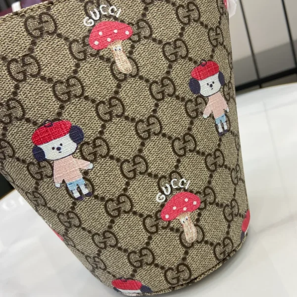 Children's printed GG bucket bag - Image 7