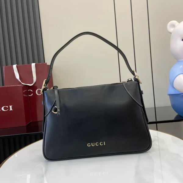 GG Emblem large shoulder bag - Image 2