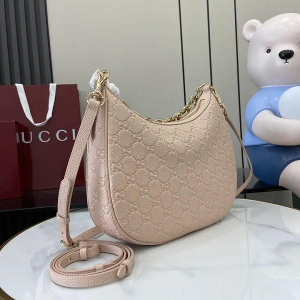 GG Emblem large shoulder bag - Image 4