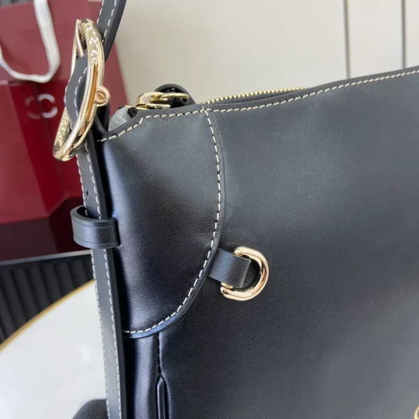 GG Emblem large shoulder bag - Image 7