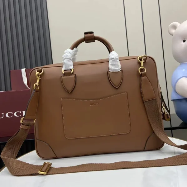 GG Emblem medium briefcase in brown leather - Image 6
