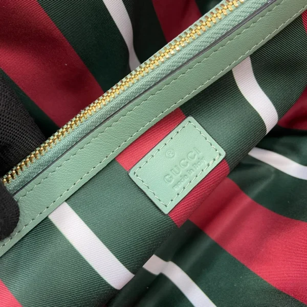 GG Emblem small bucket bag - Image 2