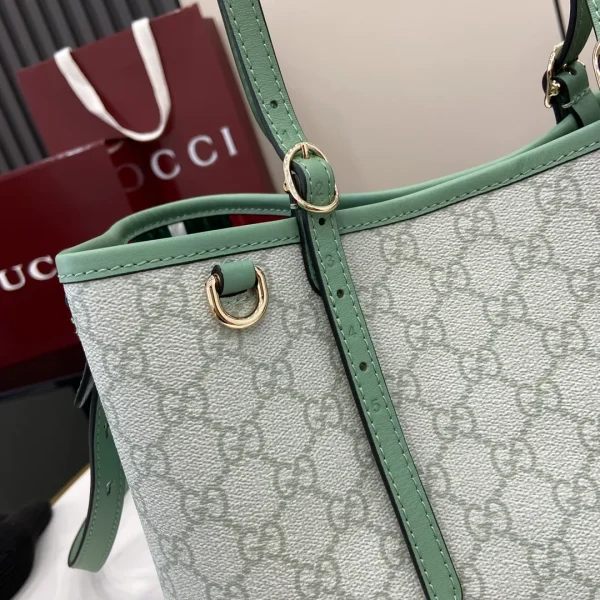 GG Emblem medium tote bag in Green GG Canvas - Image 7