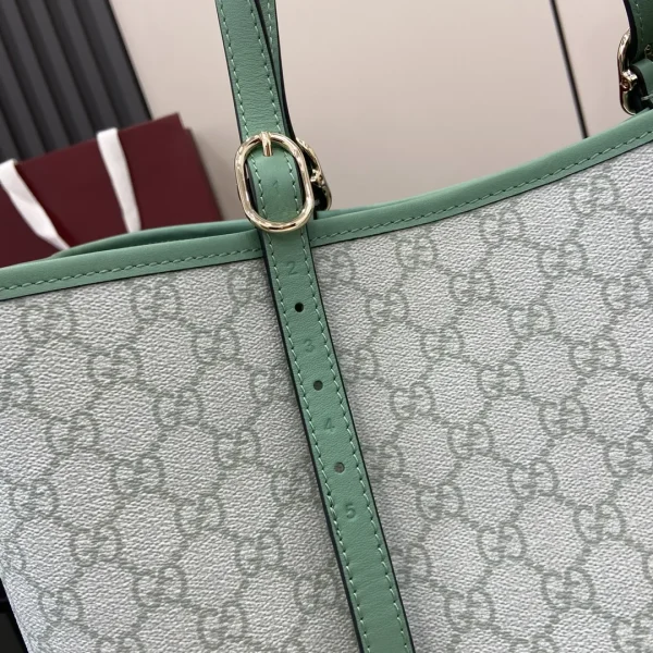 GG Emblem medium tote bag in Green GG Canvas - Image 9
