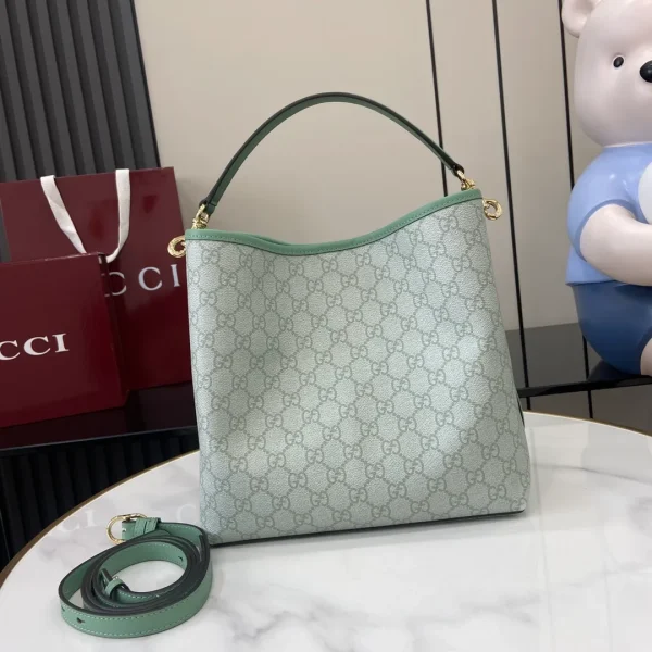 GG Emblem small bucket bag - Image 11