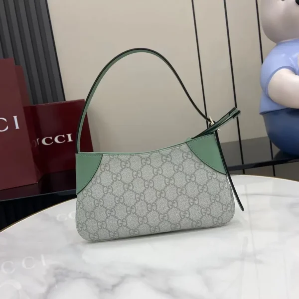 GG Emblem small shoulder bag - Image 4