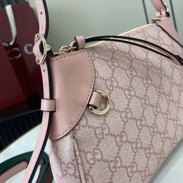 GG Emblem small shoulder bag - Image 6