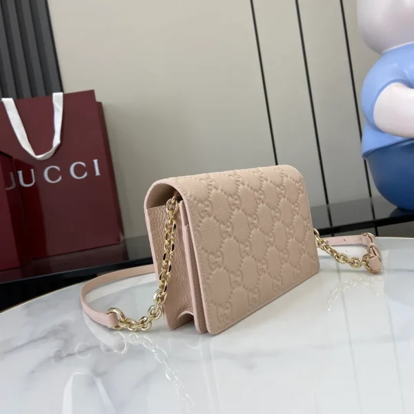 GG Emblem wallet on chain - Image 3