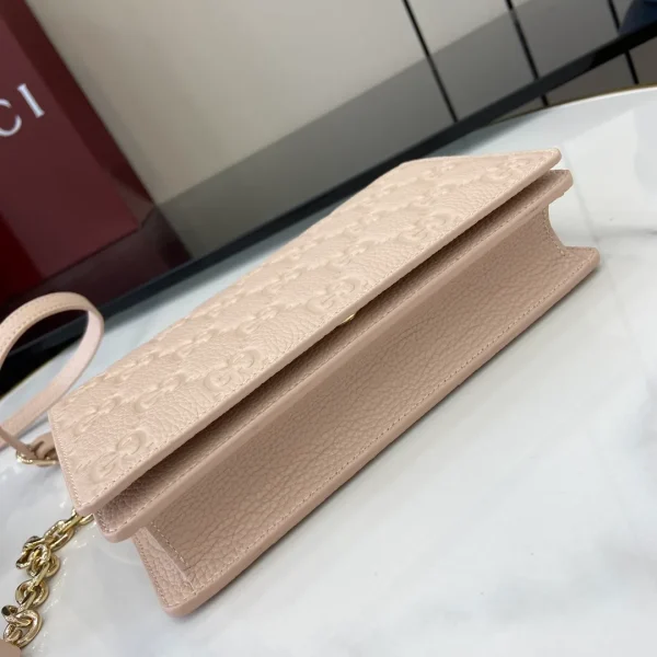 GG Emblem wallet on chain - Image 5
