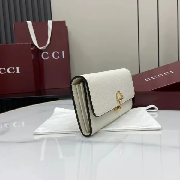 GG Marmont bi-color wallet on chain in Beige Black GG - Image 3