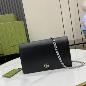 GG Marmont wallet on chain