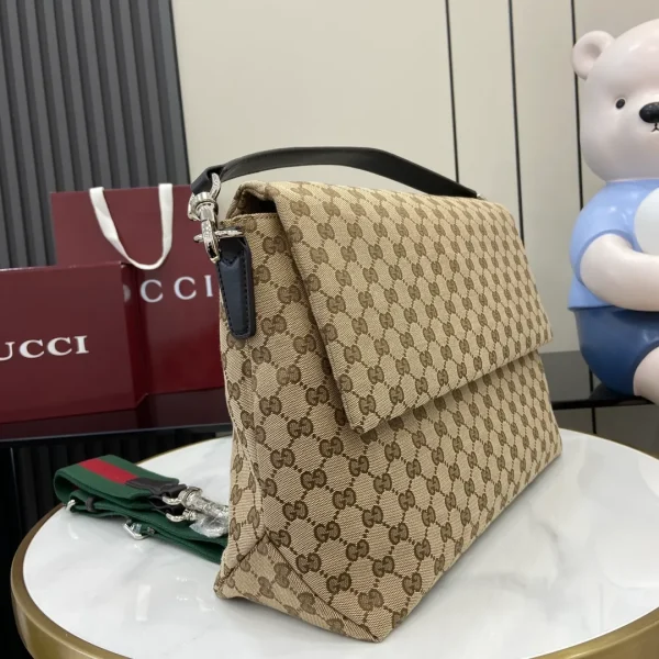 GG canvas large crossbody bag - Image 4