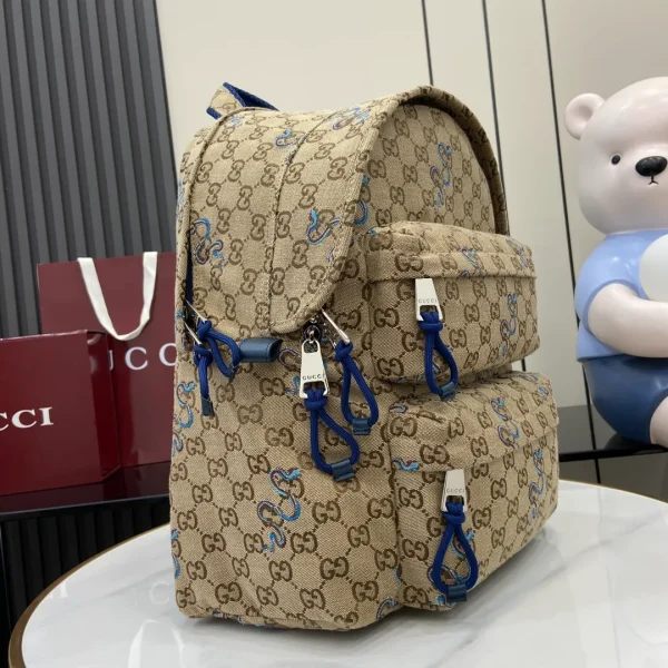 GG canvas medium backpack in Beige GG Canvas - Image 5