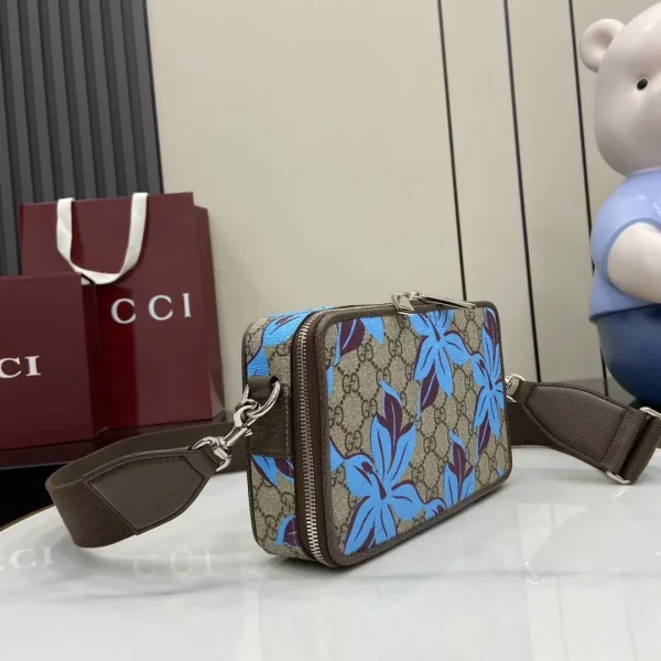 GG printed mini bag in beige and daGG printed mini bag in beige and dark brown Supreme - Image 4