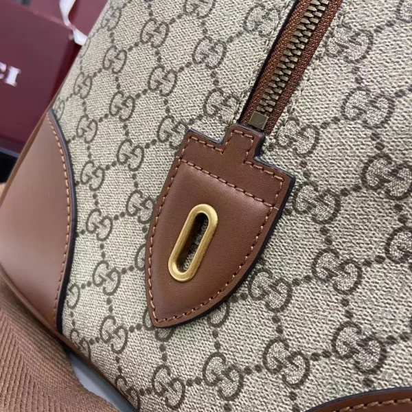 GUCCI GG Emblem Medium - Image 9