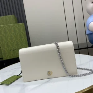 GUCCI GG Marmont leather