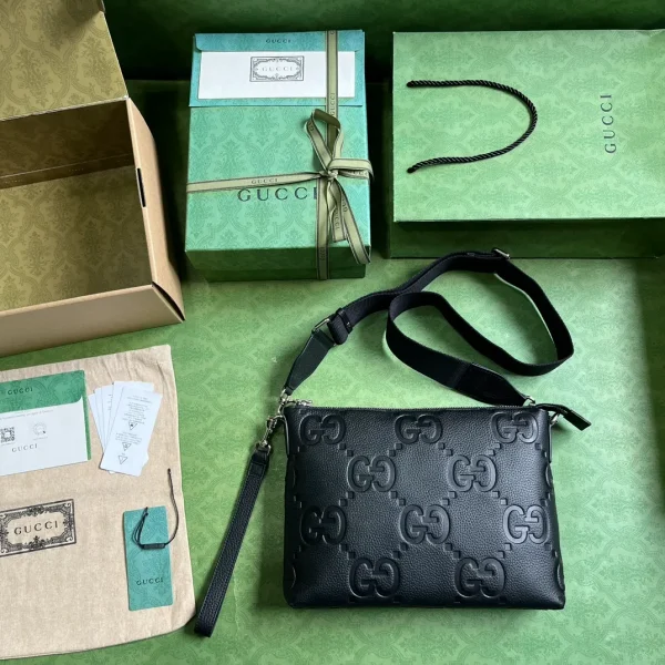 GUCCI Jumbo GG medium messenger bag