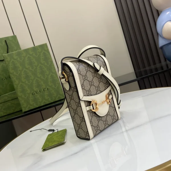 GUCCI Shoulder Bag PVC Ivory Authentic - Image 4