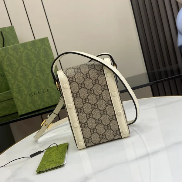 GUCCI Shoulder Bag PVC Ivory Authentic - Image 5