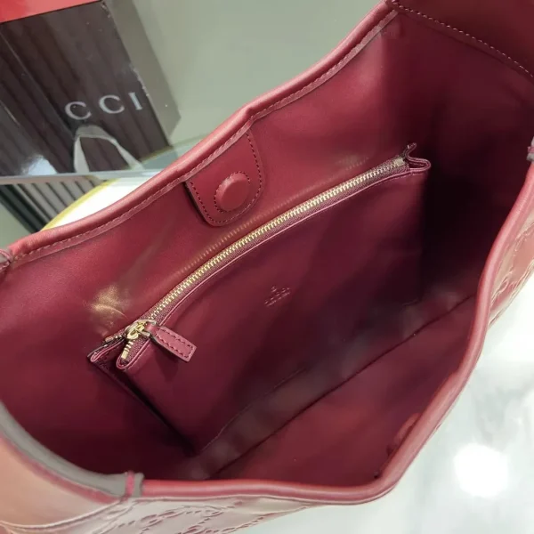 GUCCI Ssima Shoulder Bag - Image 12
