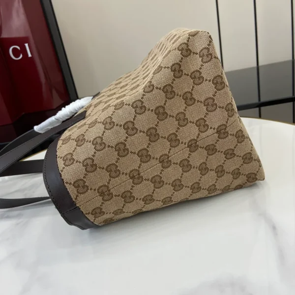 GUCCI Totissima leather bag - Image 9
