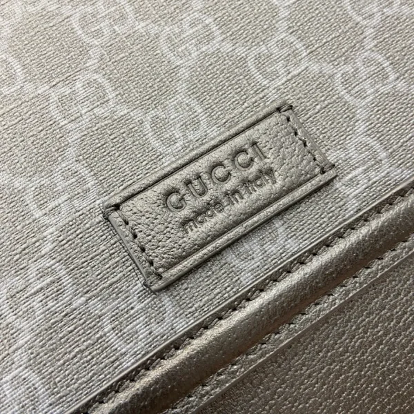 GUCCI medium GG crossbody bag - Image 7