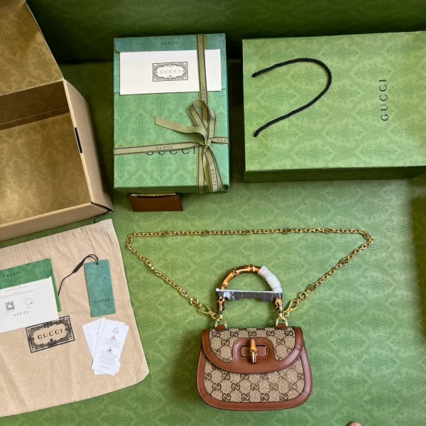 GUCCI® Clutch Bags for Women - Image 2