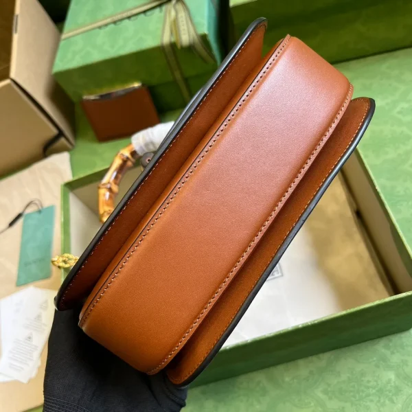 GUCCI® Clutch Bags for Women - Image 6