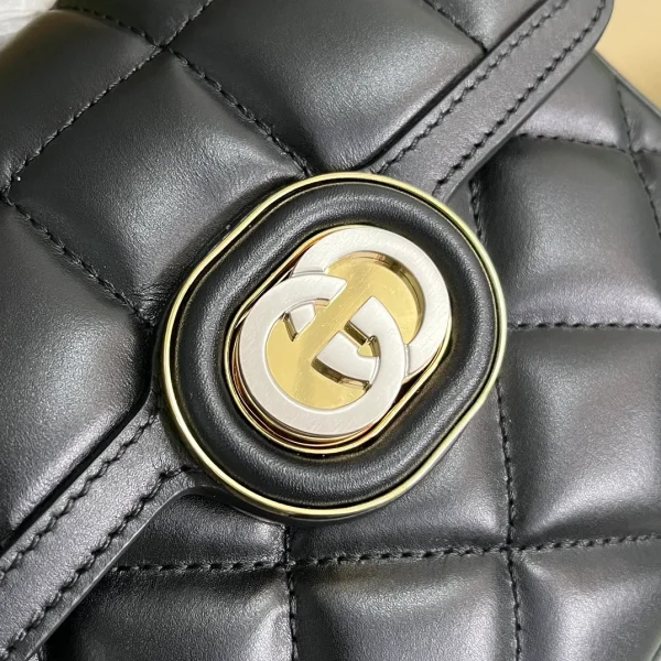 GUCCI® Clutch Bags for Women - Image 7