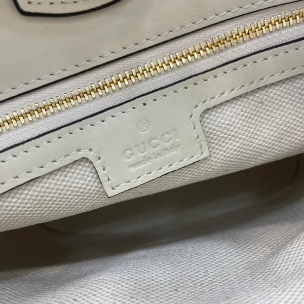 Gucci 73 small bucket bag - Image 3