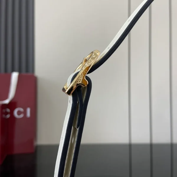 Gucci 73 small bucket bag - Image 10