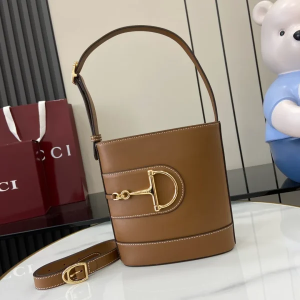 Gucci 73 small bucket bag