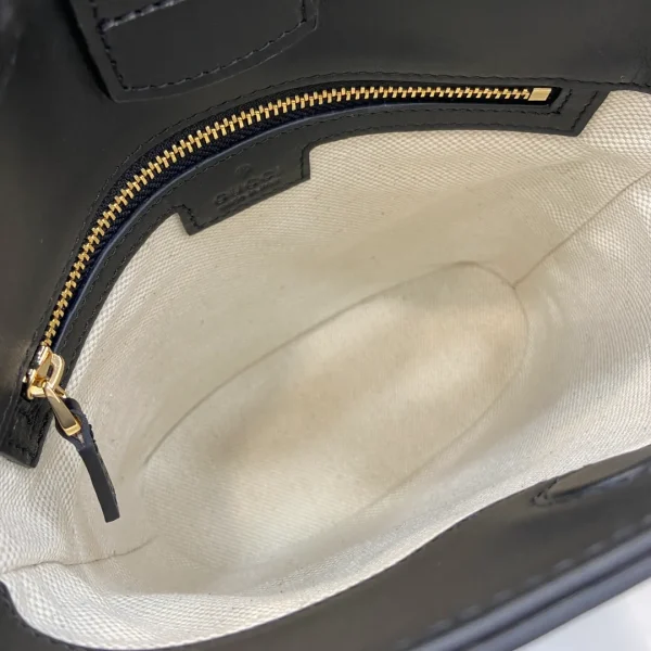 Gucci 73 small bucket bag - Image 10