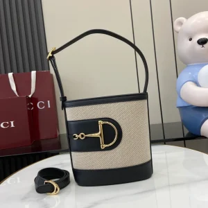 Gucci 73 small bucket bag