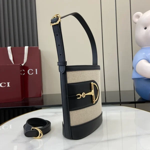 Gucci 73 small bucket bag - Image 3