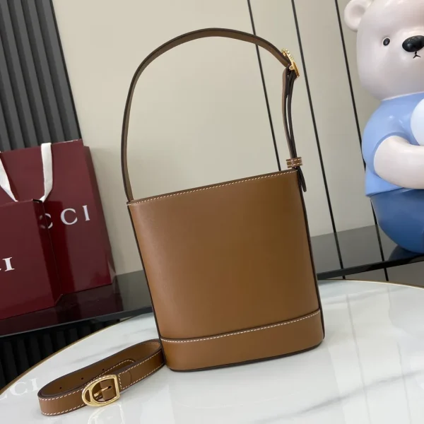 Gucci 73 small bucket bag - Image 5